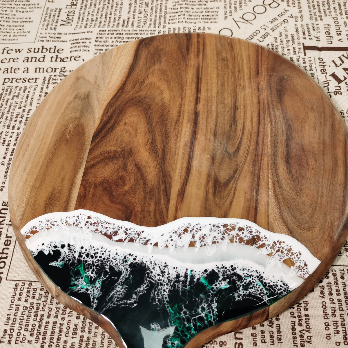The Wood and Resin Serving Board
